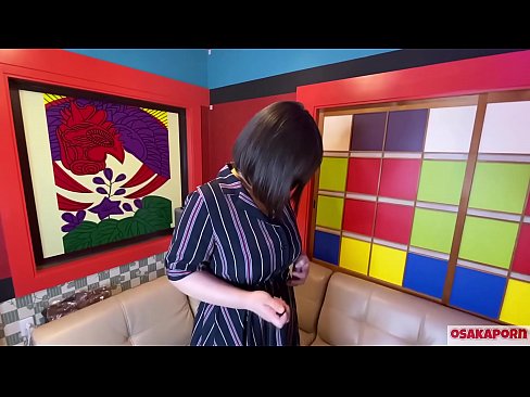 ❤️ Japonská kráska s veľkými prsiami masturbuje so sexuálnymi hračkami a má orgazmus. V rozhovore hovorí o svojich skúsenostiach so šukaním. Obrovské kozy a chlpatá kundička hlasno stonajú. Osakaporn ❤ Super sex na sk.hotpornphotos.ru